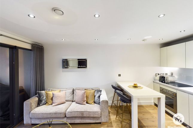 12, Landmark House, Loughton photo 4