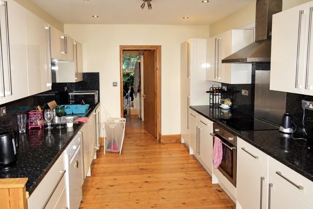 9A, Campbell Road, London photo 3