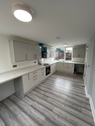 Room 4, The Tithings, Runcorn photo 3