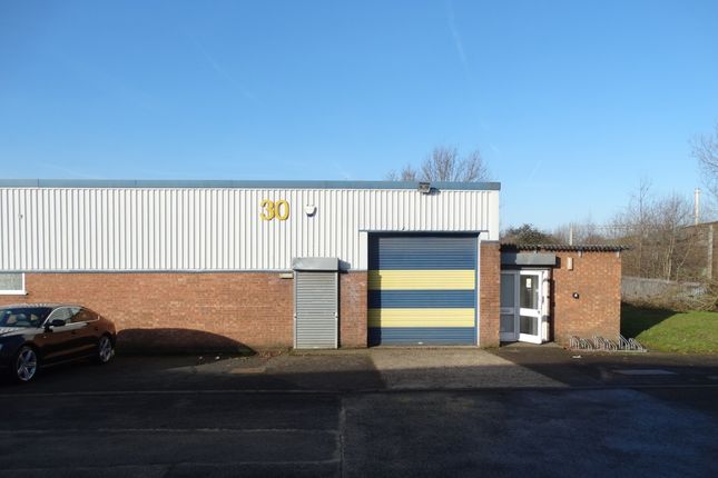 Warehouse to let in Unit 30, Bloomfield Park, Bloomfield Road, Tipton, West Midlands