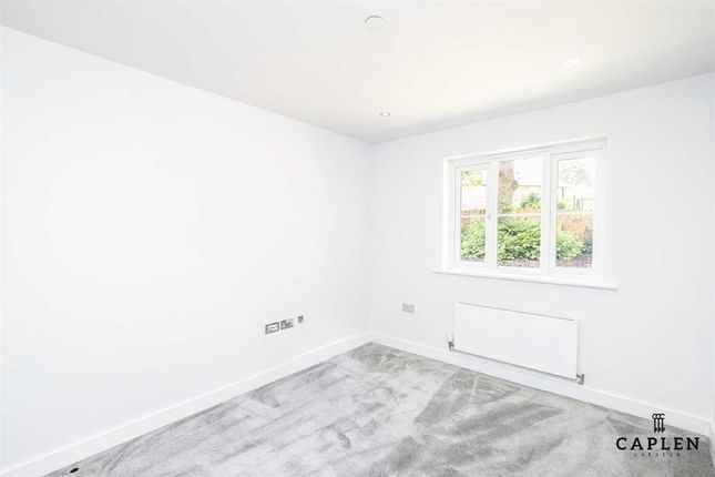 3 Lawton Green, 90A, Lawton Road, Loughton photo 4