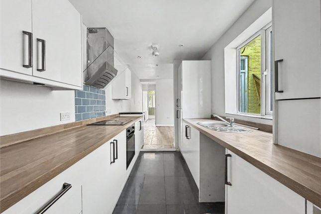 52, Longfellow Road, Kent photo 4