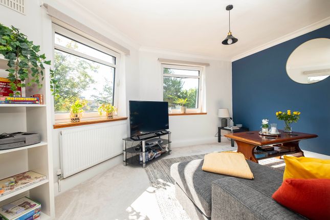 Flat 7, Cromwell Court, Kingston Hill, Kingston Upon Thames photo 4