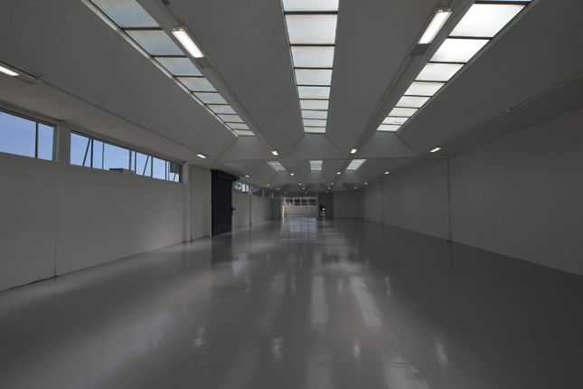 Thumbnail Warehouse to let in Wates Way Industrial Estate, Wates Way Industrial Estate, Mitcham