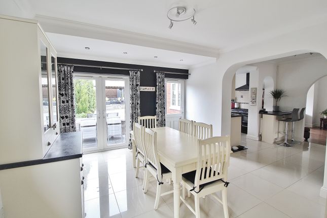 41, Stakes Road, Waterlooville photo 3