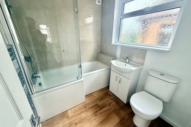 11 Orchard Road, Margate photo 3