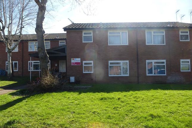 Flat to rent in Springfield Avenue, Helsby, Frodsham
