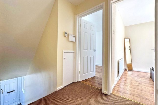 3, Leicester Way, Jarrow photo 4