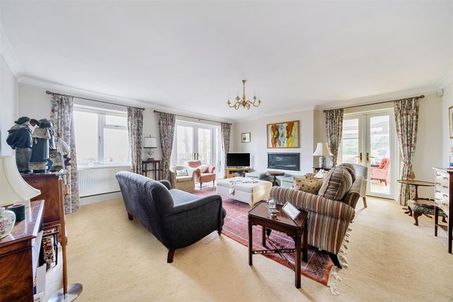 7, Dinhay, Sturminster Newton photo 2