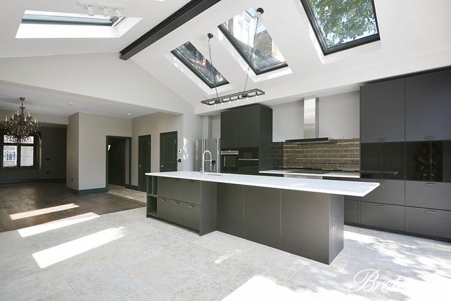 9, Daisy Lane, London photo 2