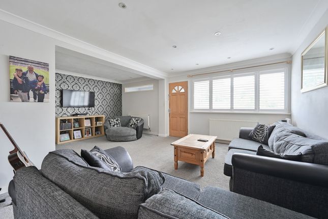 15, Lea Walk, Harpenden photo 3