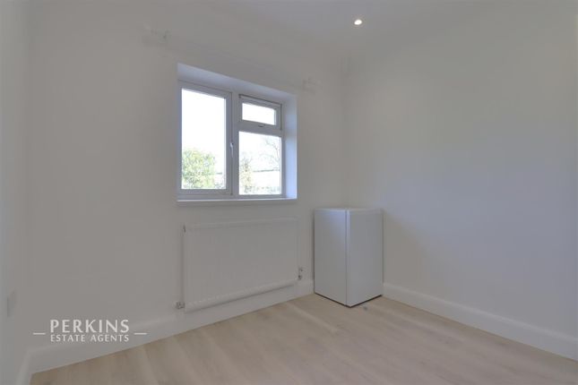 Thumbnail Room to rent in Horsenden Lane South, Perivale, Greenford