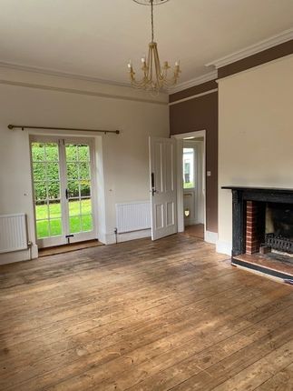 3, Cedar House Diss Road, Scole photo 2