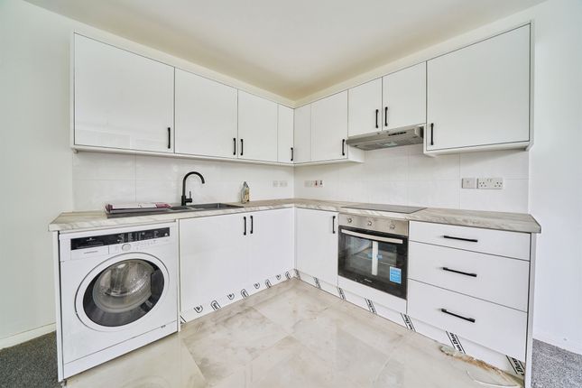1, Crakers Mead, Watford photo 4
