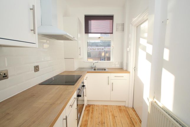 6, Union Terrace, West Yorkshire photo 3