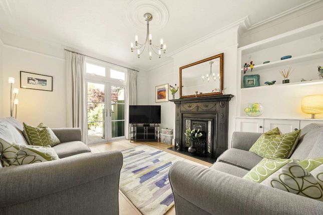 18, Claremont Road, Teddington photo 4