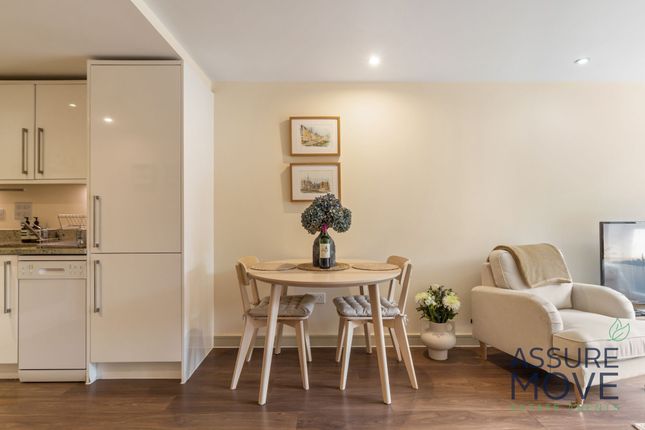 Flat for sale in Vesta House, Great North Road, Whetstone