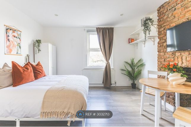 Fordwych Road Flat, London photo 2