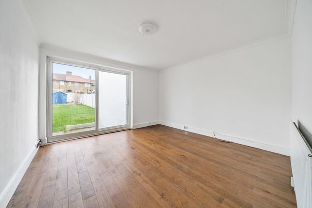 55, Arnulf Street, London photo 2