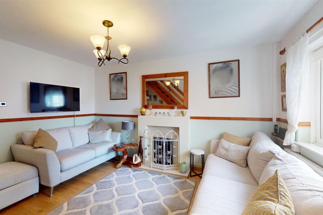 17, Crescent Close, Cowbridge photo 4