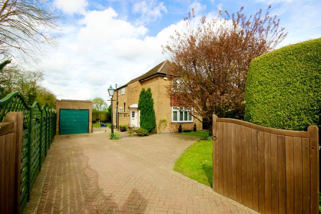 Detached house for sale in Manor Crescent, Wendover, Aylesbury