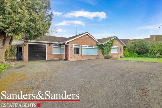 Bungalow for sale in Rectory Close, Harvington, Evesham