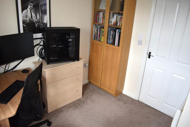 Flat for sale in Astley Brook Close, Bolton