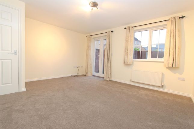 107, Johnson Drive, Bedfordshire photo 3
