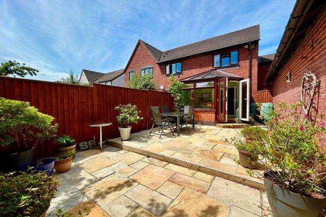 2-bed house on 8 Membury Close, Exeter, £250,000