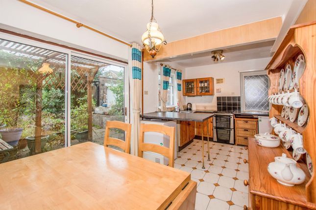 51, Menai Way, Cardiff photo 4