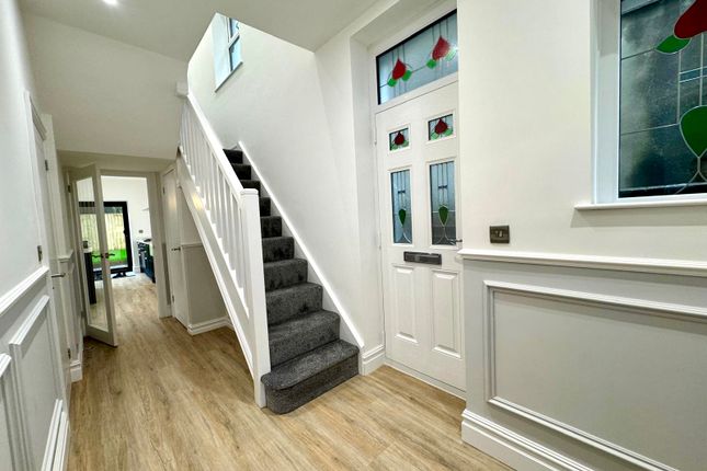 27 The Parade, Merthyr Tydfil photo 3