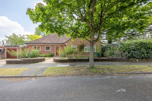 Thumbnail Bungalow for sale in Latimer Road, Barnet