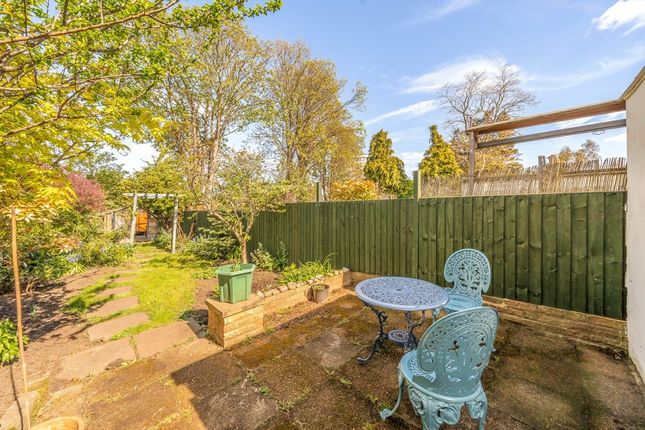 76, Crescent Road, London photo 4