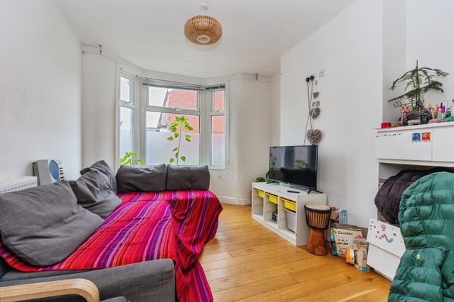 11, Linton Road, Greater Manchester photo 2