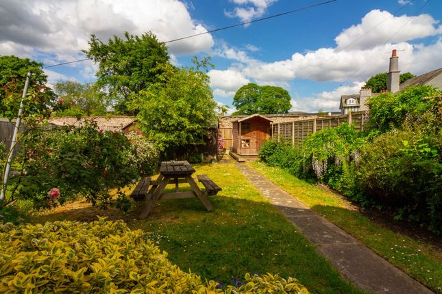 2 Greenside, Carnforth photo 4