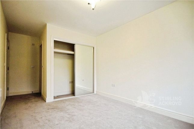Camphill Road, Surrey photo 4