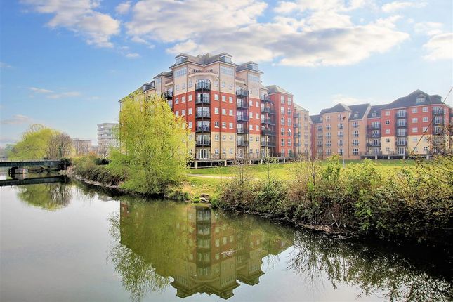 Thumbnail Flat for sale in Britannia House, Palgrave Road, Bedford