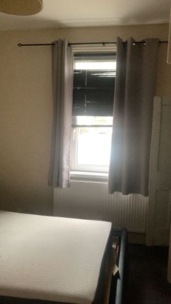 Kensington Place, Newport photo 5