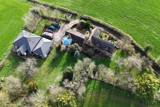 Rundless Hill Farm, Huntley Road, Tibberton photo 2