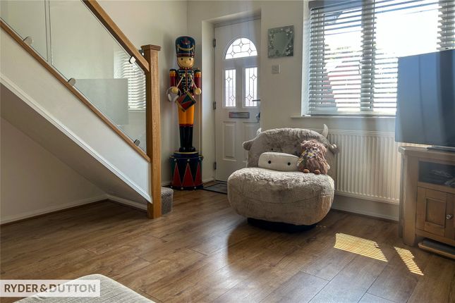 23, Ravenoak Drive, Manchester photo 4