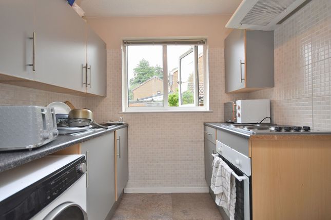 4, Tiptoe Close, Northampton photo 3