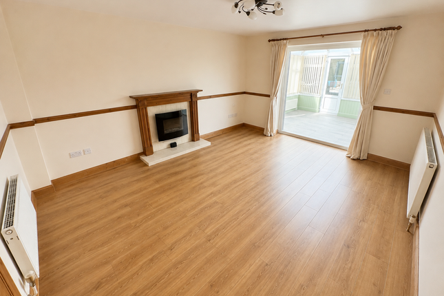 49, Buckle Place, Yeovil photo 2
