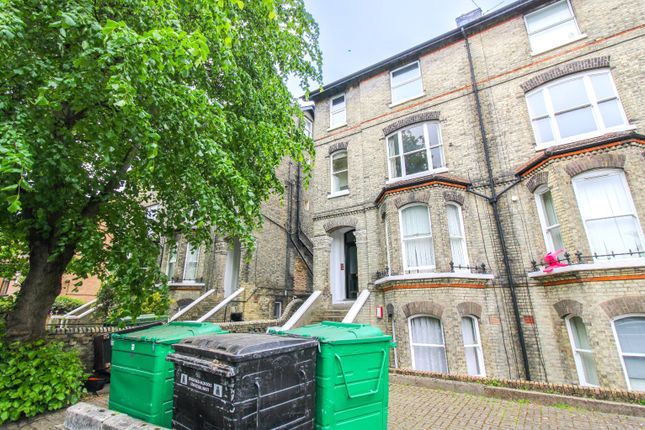 Thumbnail Flat to rent in 25 Canning Road, Croydon, Surrey