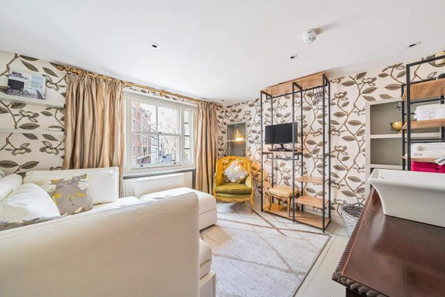 Terraced house for sale in Compton Street, London