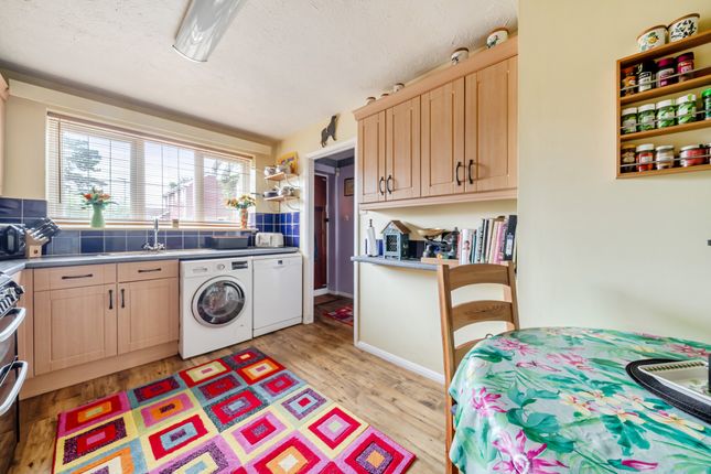 46, Periwinkle Close, Lindford photo 4