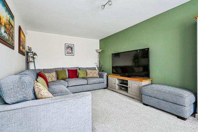 12, Stonebridge Way, Merseyside photo 2