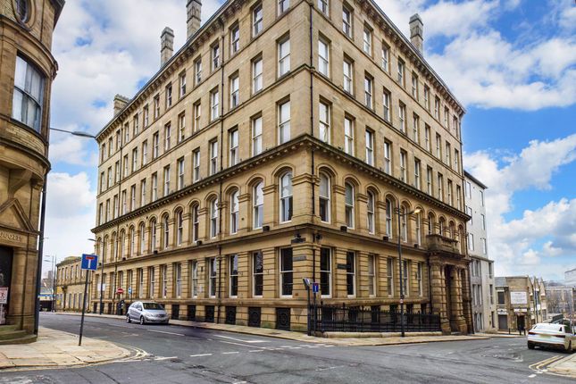 Flat 9, Behrens Warehouse, Bradford photo 4
