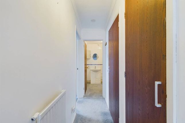 Flat for sale in Palm Court, Franklin Road, Worthing