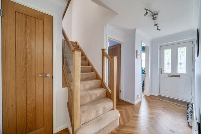 33, Templar Close, Berkshire photo 5