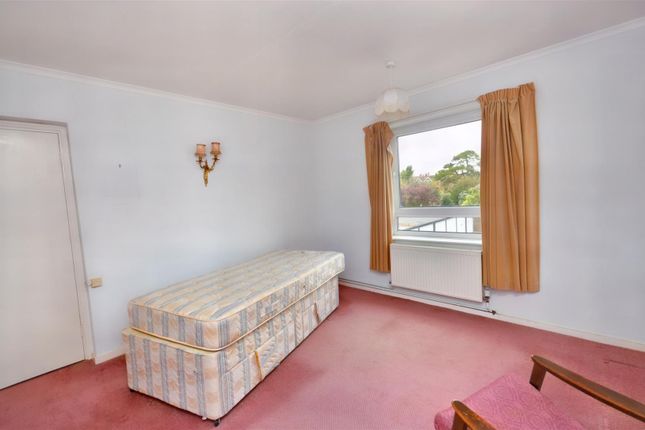 Flat for sale in Silverdale Road, Eastbourne